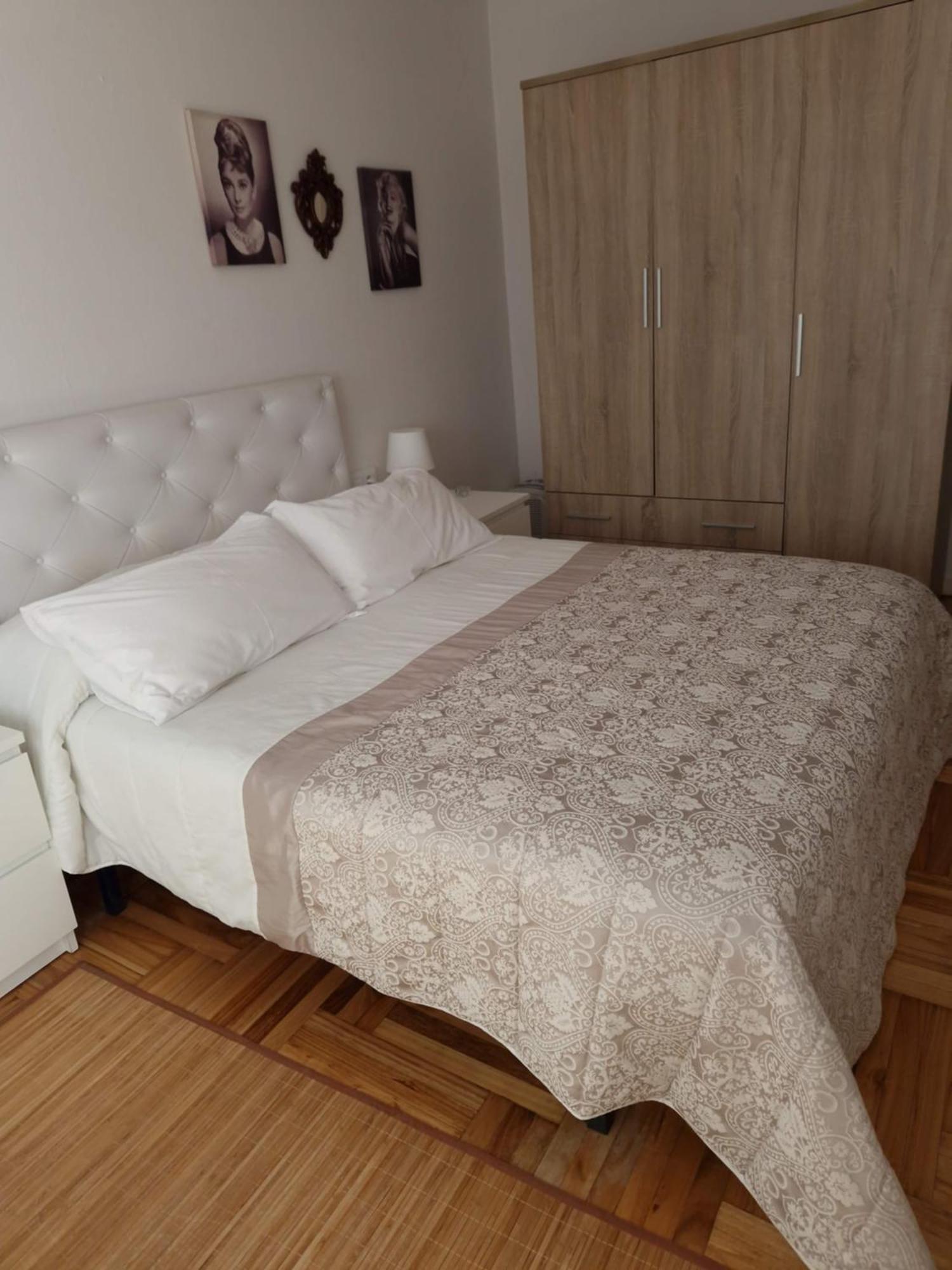 ヴィーゴCasa Porto, Con Garajeアパートメント エクステリア 写真